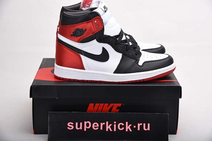JORDAN 1 RETRO HIGH SATIN BLACK TOE - CD0461-016