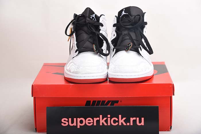 AIR JORDAN 1 MID