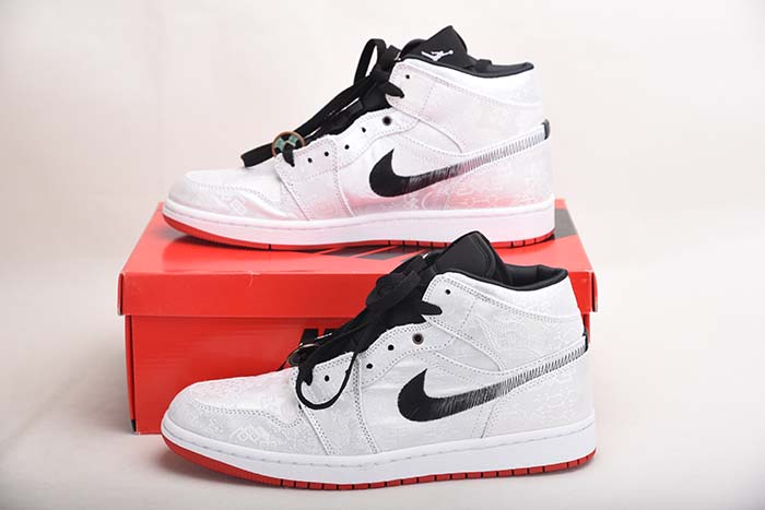 AIR JORDAN 1 MID