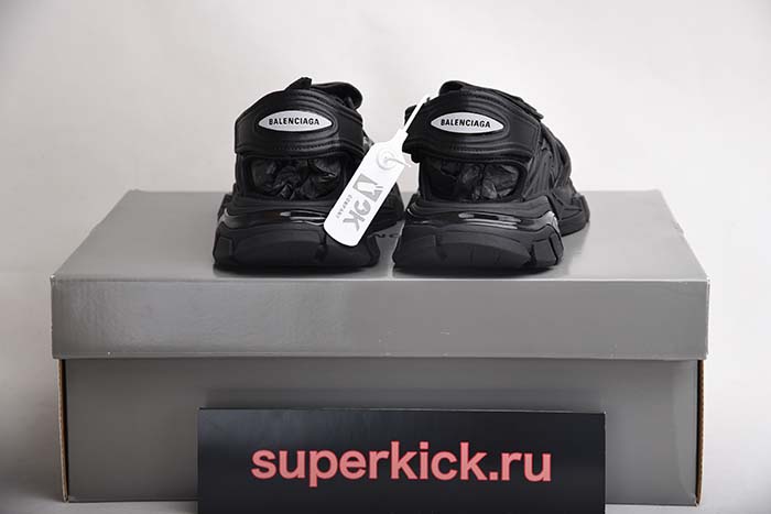 Ba*len*cia*ga track sandal