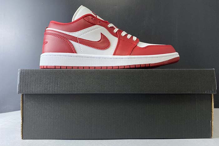 Air Jordan 1 Low:Gym 553558-611
