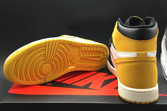 Air Jordan 1 “Yellow Ochre 555088-109