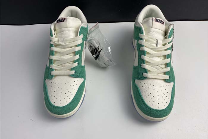 Kasina x Nike Dunk Low CZ6501-101
