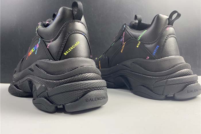 Ba*len*cia*ga triple s trainers letters 524039 w2fa1 1210