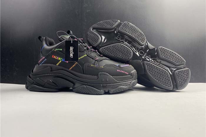 Ba*len*cia*ga triple s trainers letters 524039 w2fa1 1210