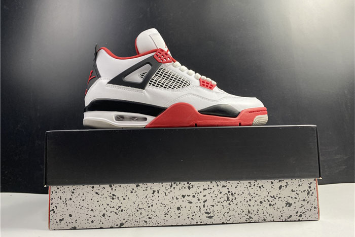 Air Jordan 4 “Fire Red DC7770-160