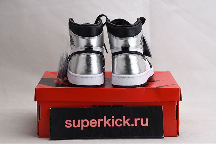 Air Jordan 1 High OG WMNS “Silver Toe” CD0461-001