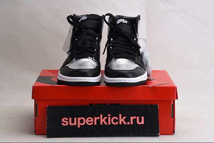 Air Jordan 1 High OG WMNS “Silver Toe” CD0461-001