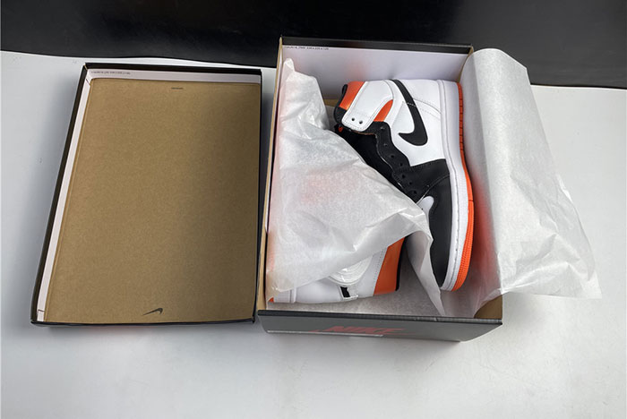 Air Jordan 1 High OG 555088-180