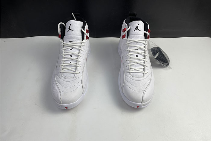 Air Jordan  CT8013-106