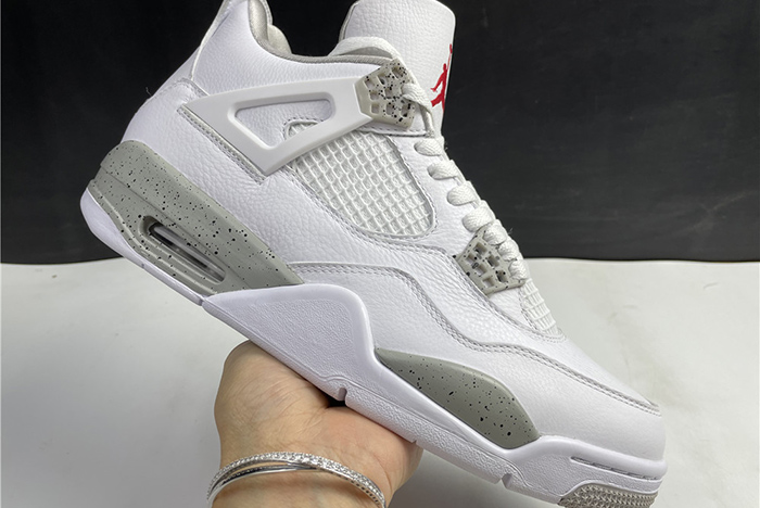 Air Jordan 4 CT8527-100