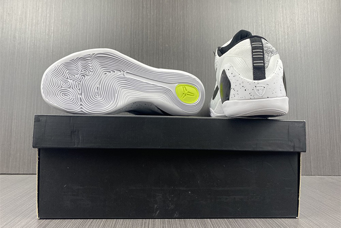 Nike Kobe 9   653456-101