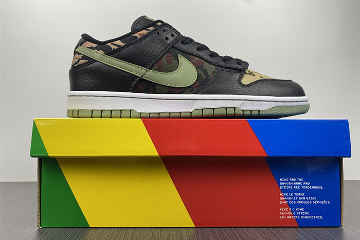 NIKE DUNK LOW SE  DH0957-001