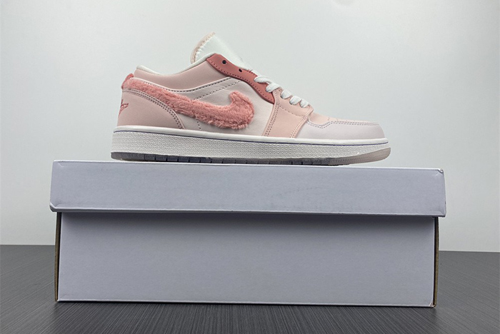 Air Jordan 1 Low SEAJ1 DM5443
