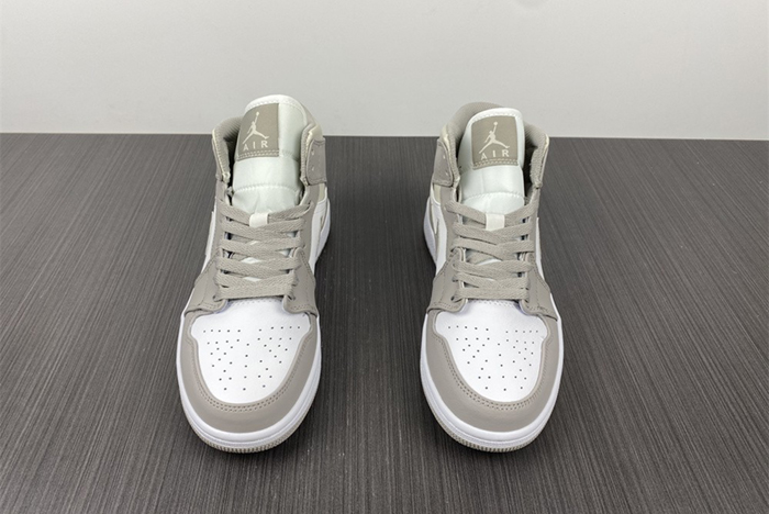 Air Jordan 1 Mid AJ1 554724-082