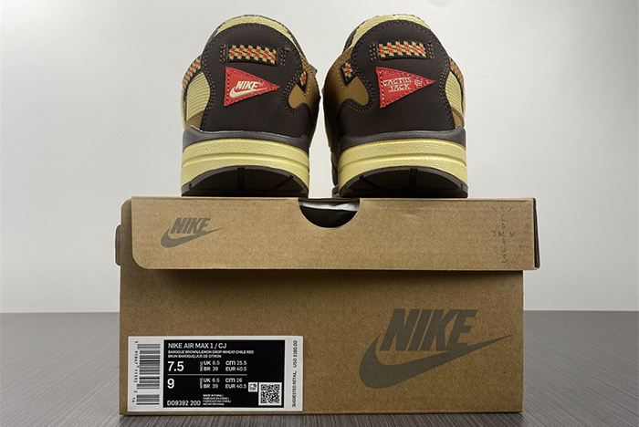 Travis Scott x MAX1 do9392-200
