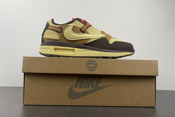 Travis Scott x MAX1 do9392-200