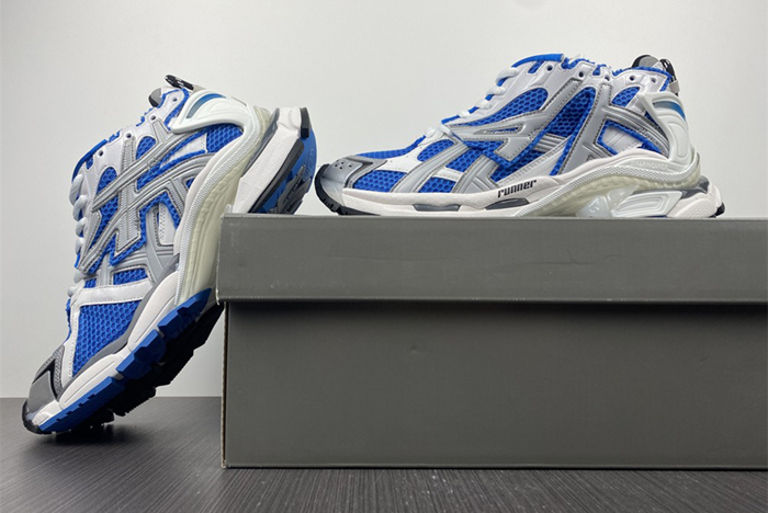 7.0 Ba*len*cia*ga -runner