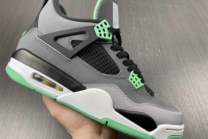 Air Jordan 4 308497-033