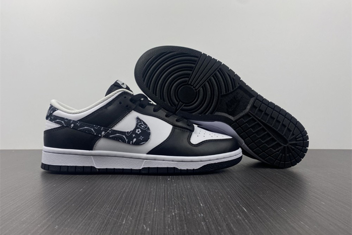 Nike Dunk Low WMNS “Black Paisley”
