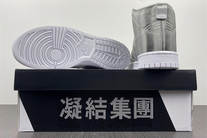CLOT x Nike Dunk High Style