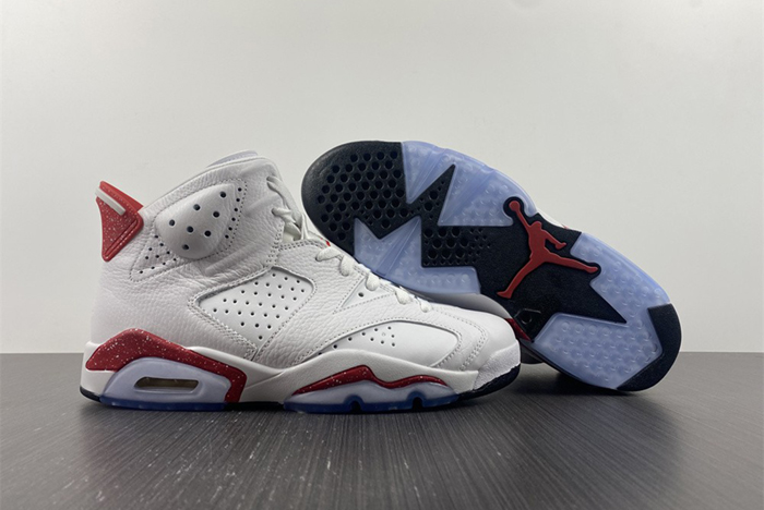 Air Jordan 6 “Red Oreo”
