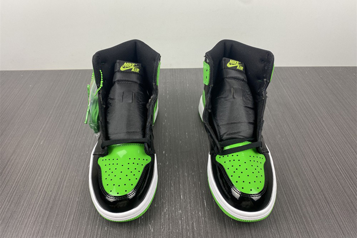 Air Jordan 1 Retr o OG AJ1 555088-030 a