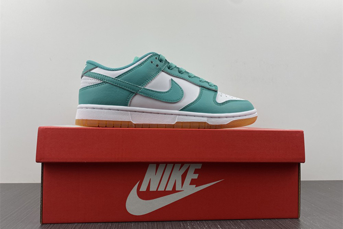 Nike Dunk Low “Turquoise and Orange”