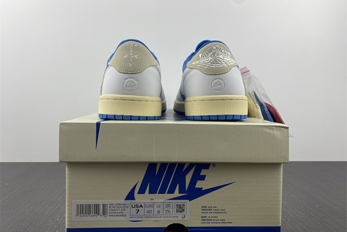 Nike Air Jordan 1 Low CQ4277-212