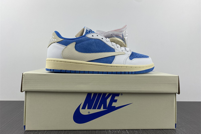 Nike Air Jordan 1 Low CQ4277-212
