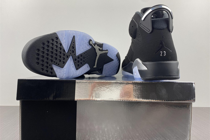 Air Jordan 6 “Metallic Silver DX2836-001