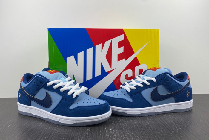 Nike Dunk Low  DX5549-400