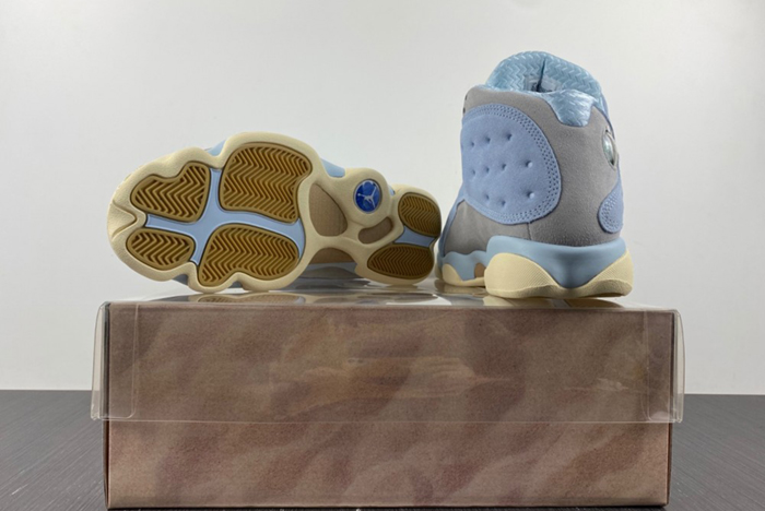 Air Jordan 13+SOLEFLY DX5763-100