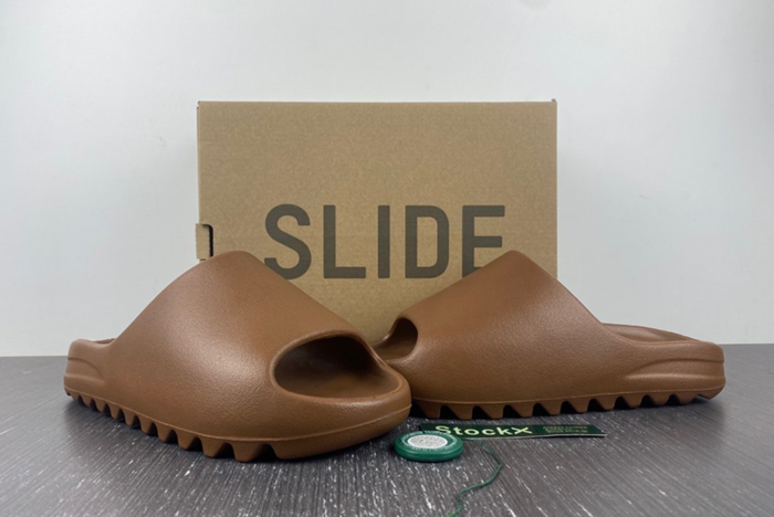 YEEZ SLIDE FZ5896