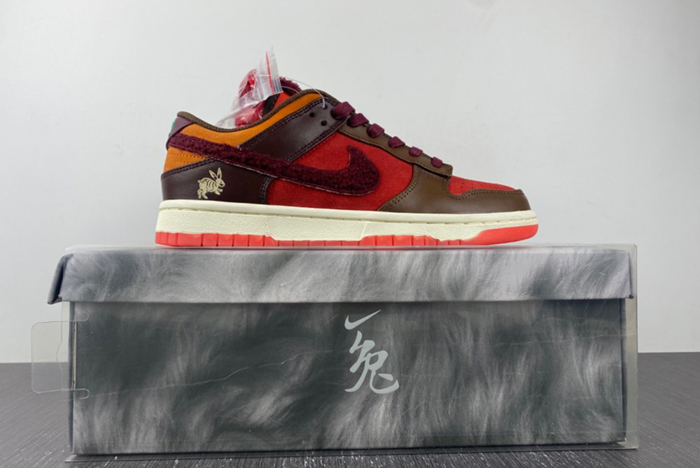 JORDAN Dunk Low  FD4203-661