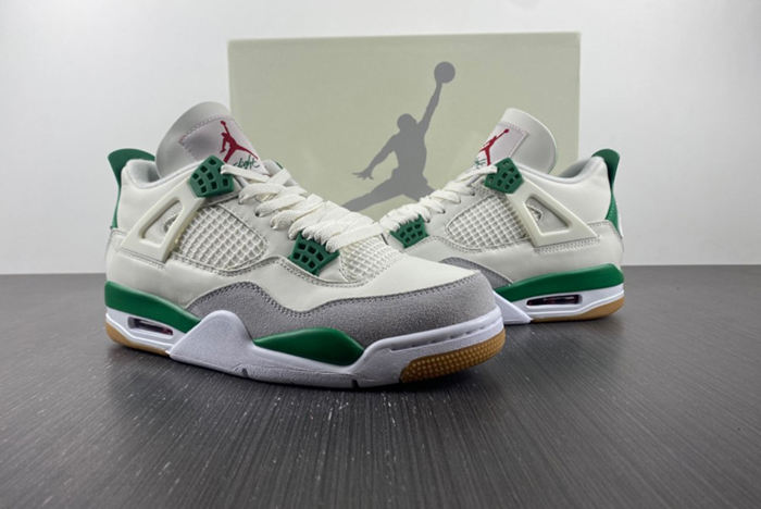 Nike SB x Air Jordan 4 ‘Pine Green DR5415-103