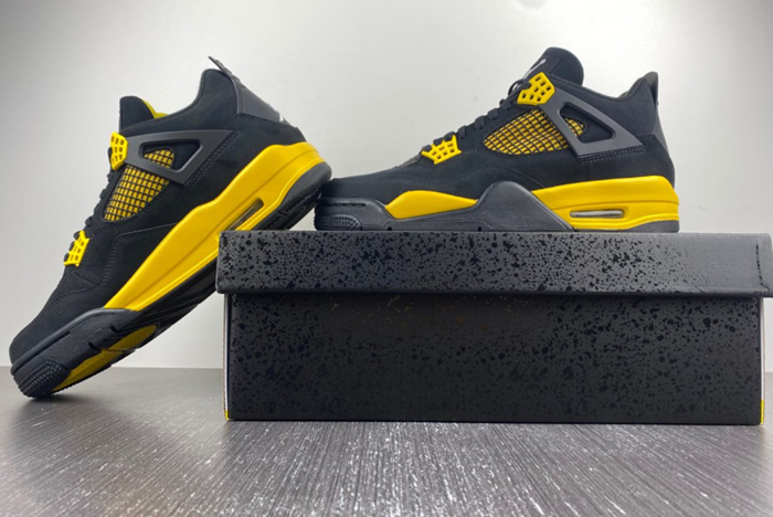 Air Jordan 4 Thunder AJ4 308497-017