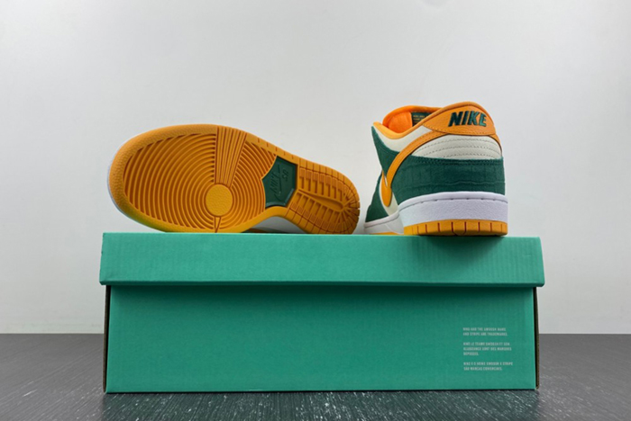 5K1 Nike SB Dunk Low Pro 304292-383
