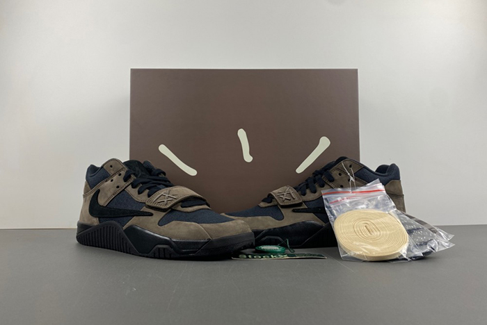 Travis Scott x Air Jordan 1 Low JACK