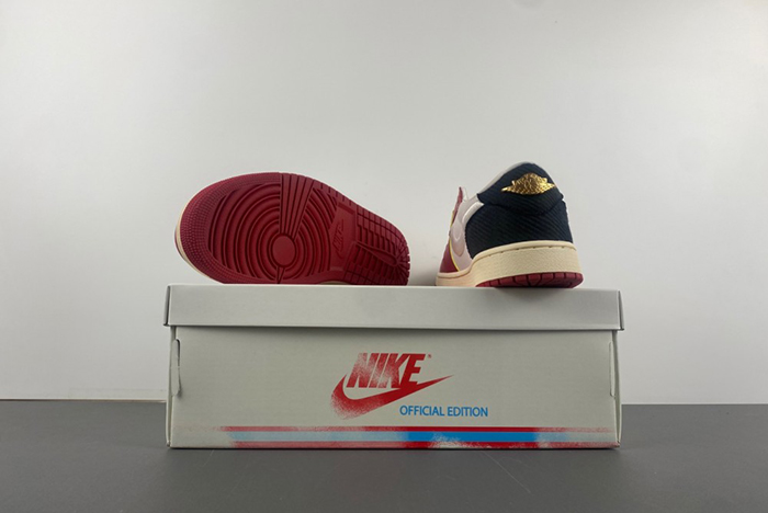 Trophy Room x Air Jordan 1 Low OG “Rookie Card: Home” HV6157-100